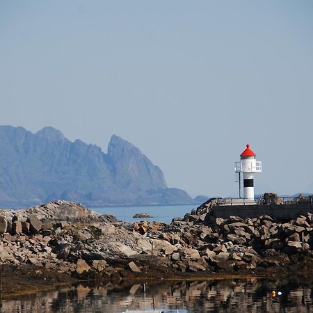 Kabelvag Rorbuer Vandrerhjem المظهر الخارجي الصورة